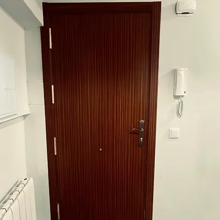 En Pleno Centro De 4 Personas * Leão